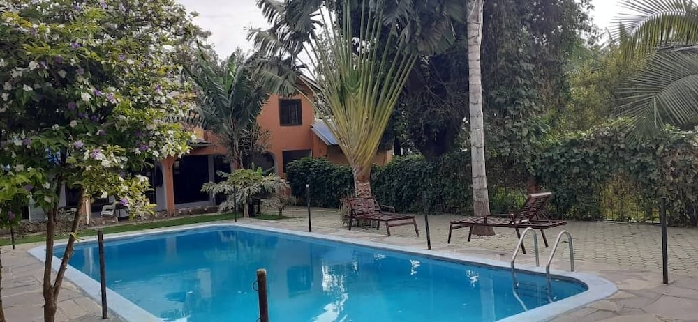 Hotel Runako Lodge