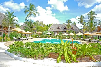 Hotel Pongwe Bay Resort