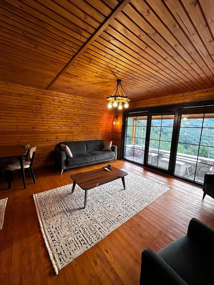 Hotel Qzen Bungalow