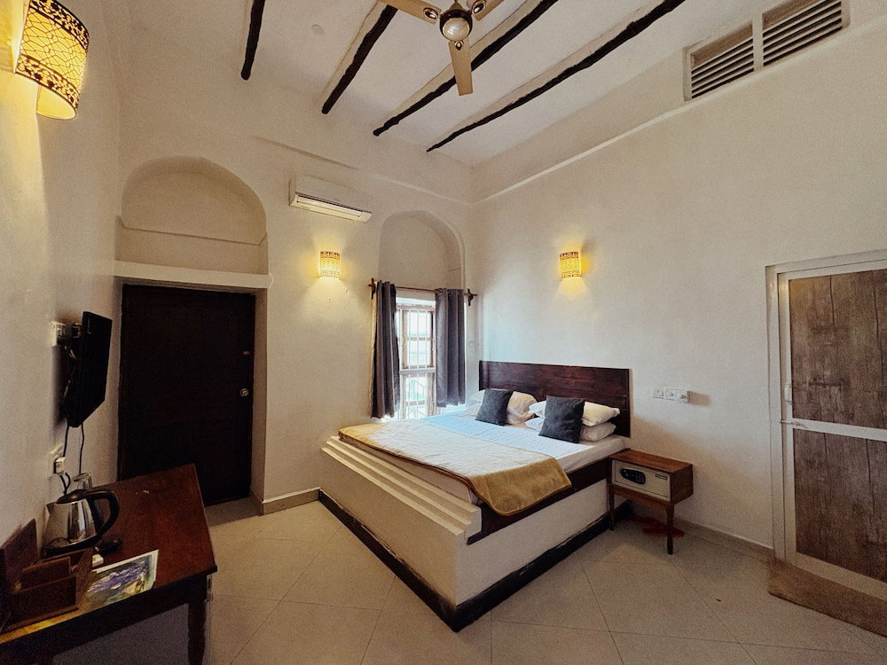 Hotel Stonetown Tides Hotel