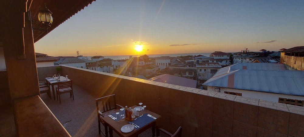 Hotel Horizon Palace
