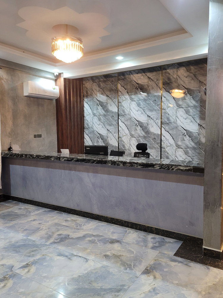 Jr Kisasa Hotel