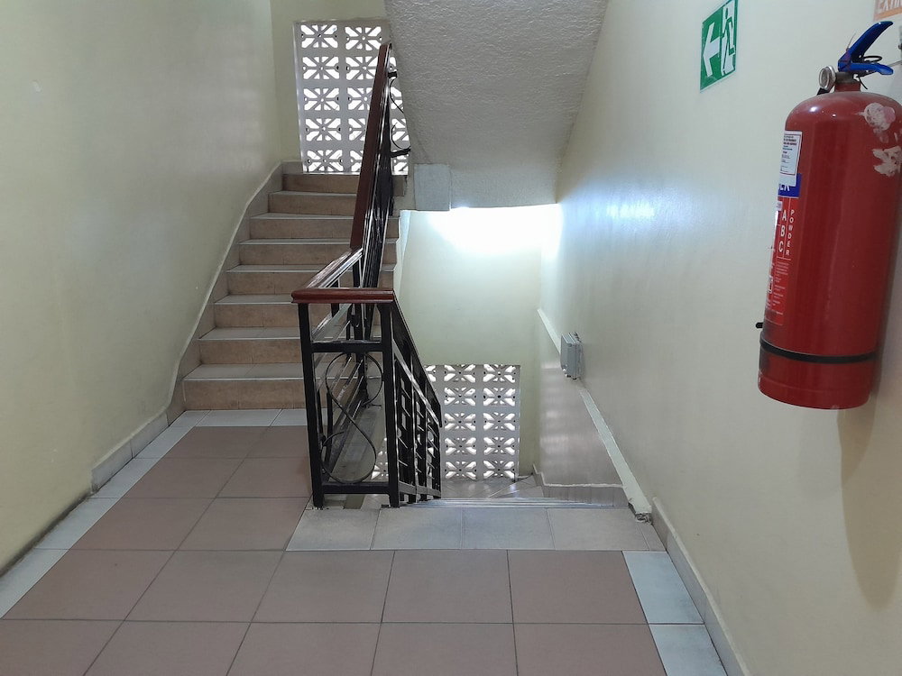 Ideal Hotel