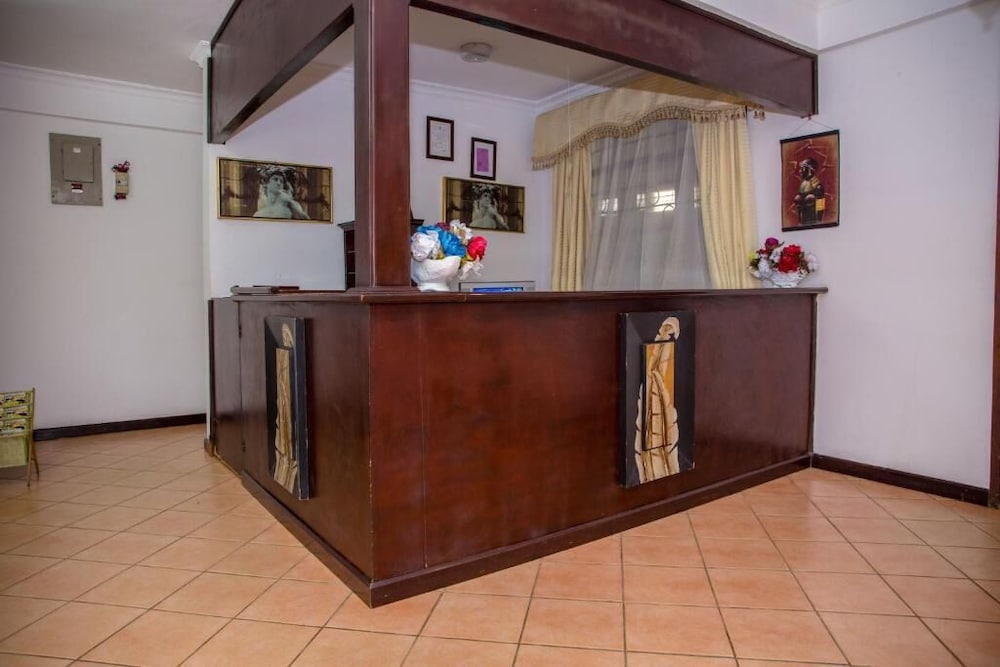 Saadani Park Hotel