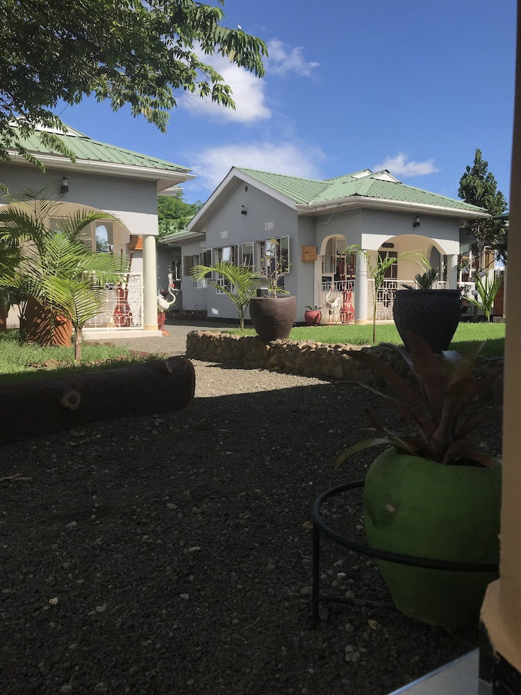 Hotel Le Parlour