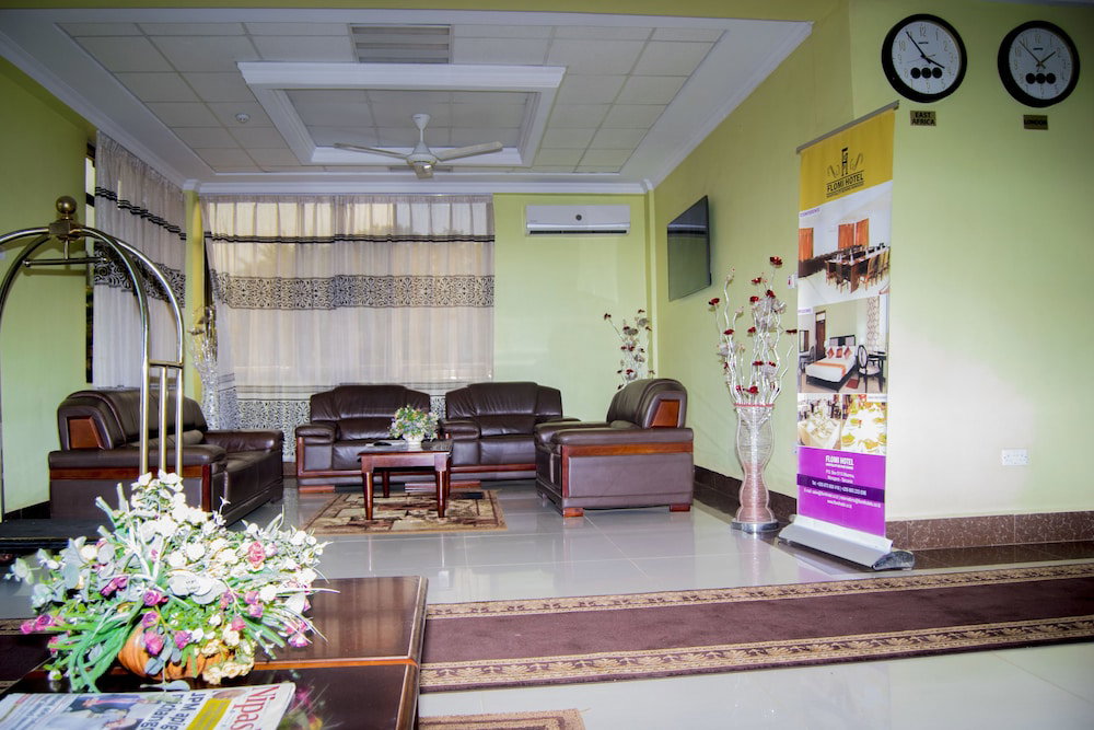 Flomi Hotel