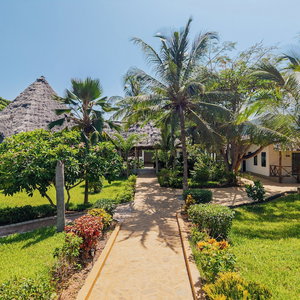 Hotel Tanzanite Beach Resort cazare Nungwi