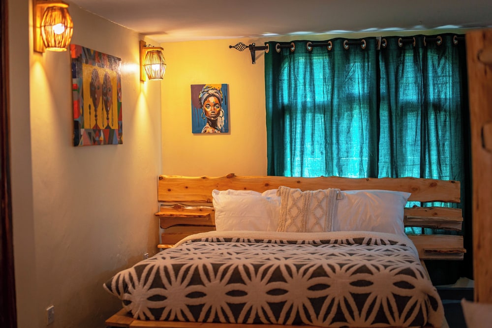 Hakuna Matata Villas & Hostel
