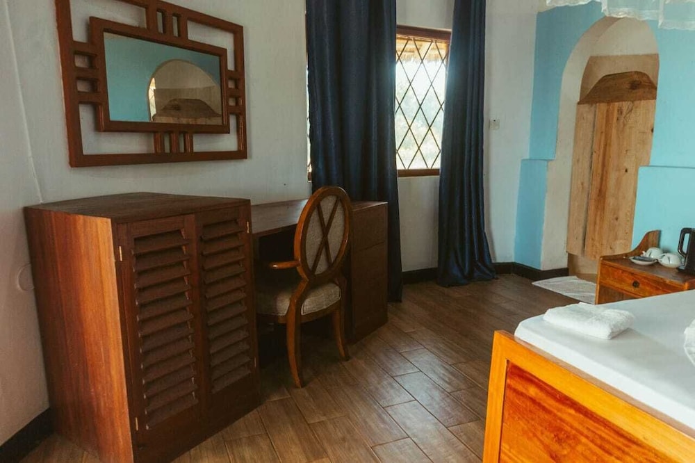 Hotel Kingfisher Beach Resort