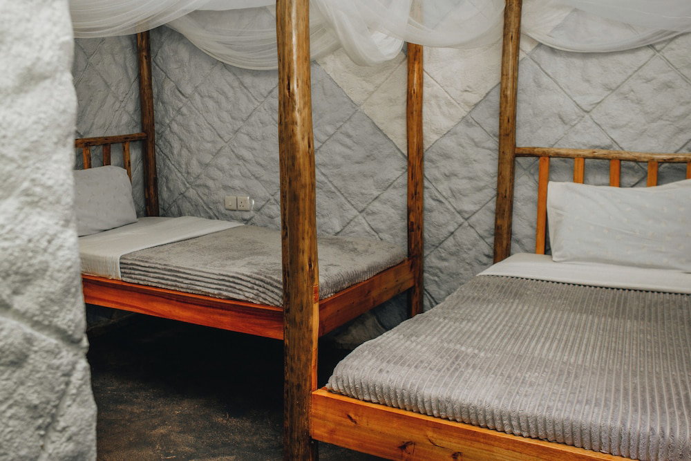Hotel Ngedere Lodge And Camp
