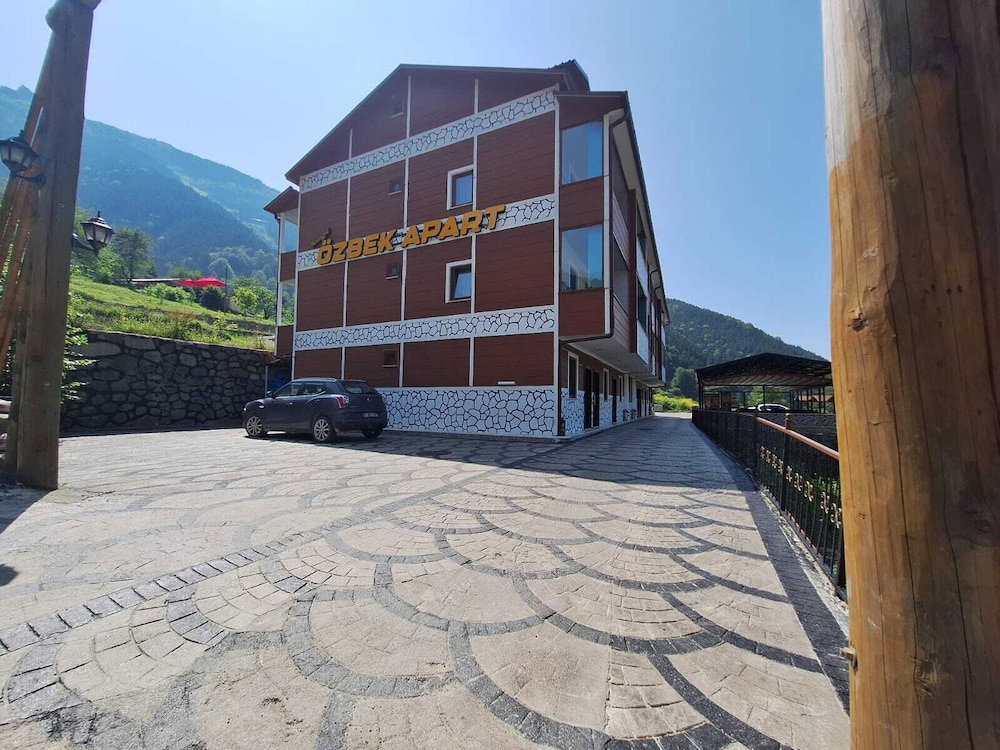 Hotel Uzungol Ozbek Apart