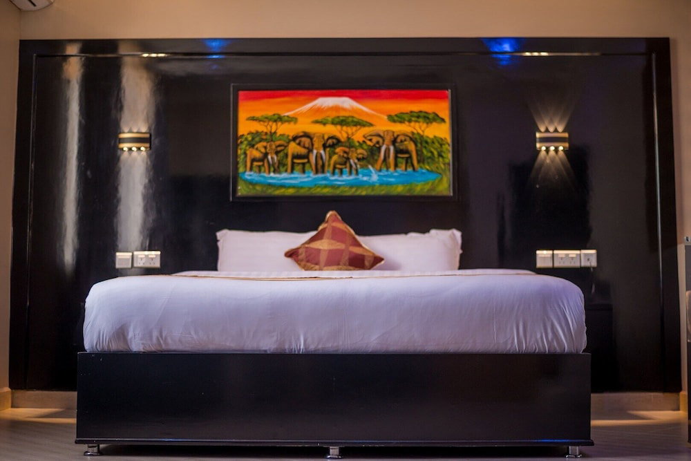 Spring Hills Hotel Dodoma