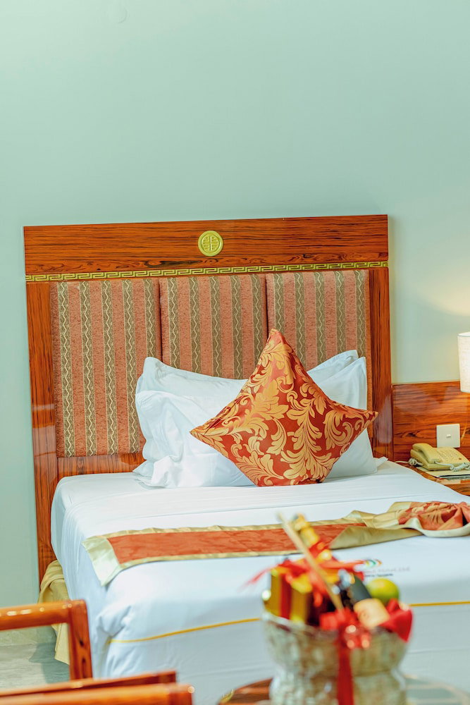 Tiffany Diamond Hotels