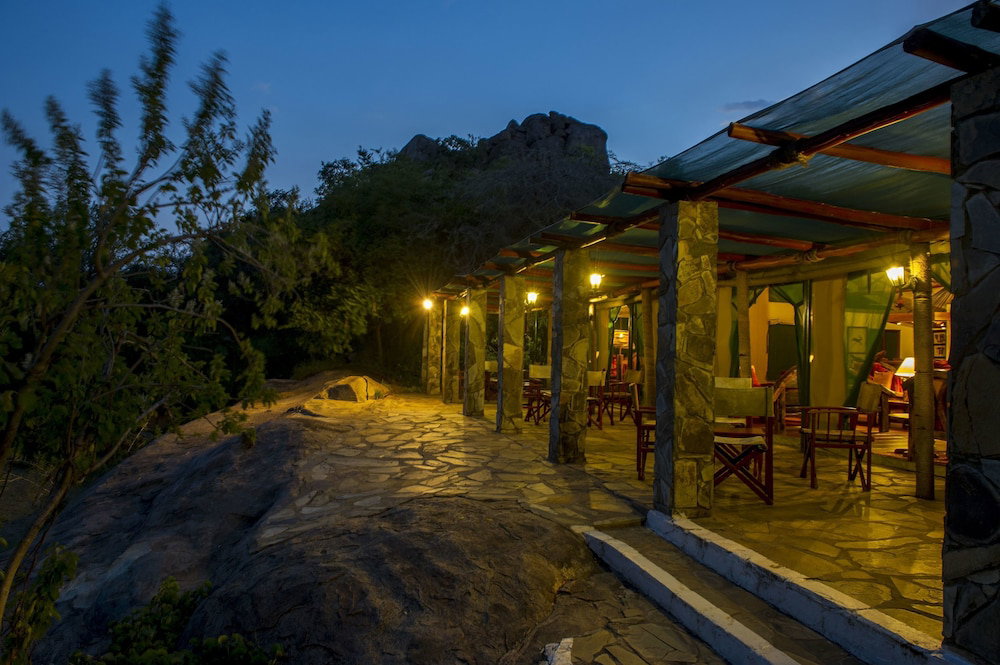 Hotel Mbuzi Mawe Serena Camp