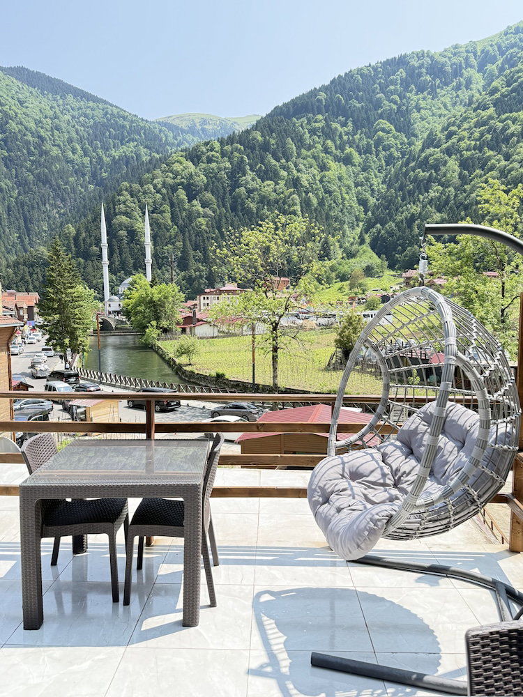 Hotel Mavro Uzungöl