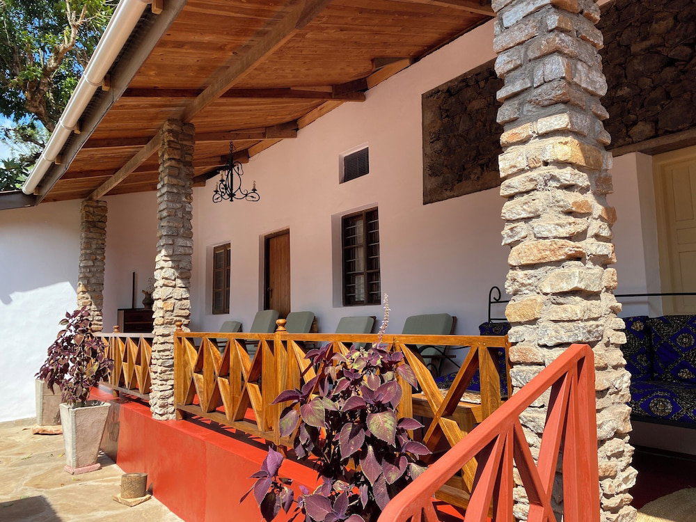 Hotel Mrefu Eco Lodge
