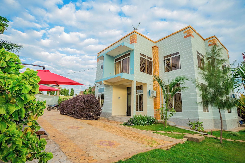 Hotel Kilimanjaro Home Of Travelers