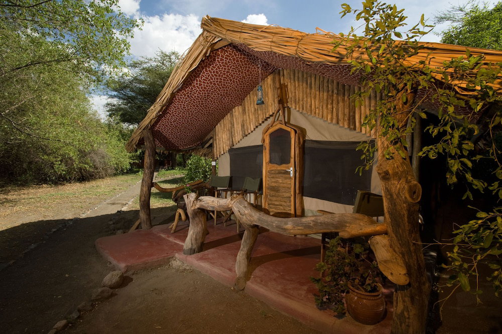 Hotel Lake Natron Tented Camp