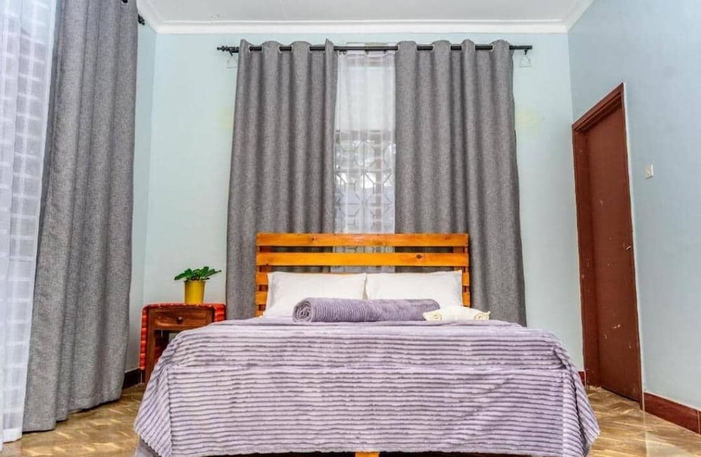 Hotel Bustani Luxury Homestay