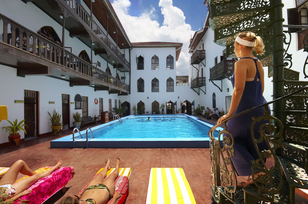 Hotel Tembo House Hotel