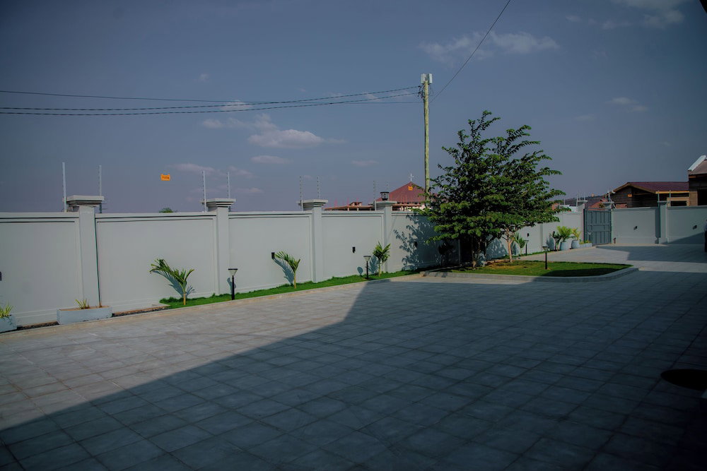Hotel Staycation Villas