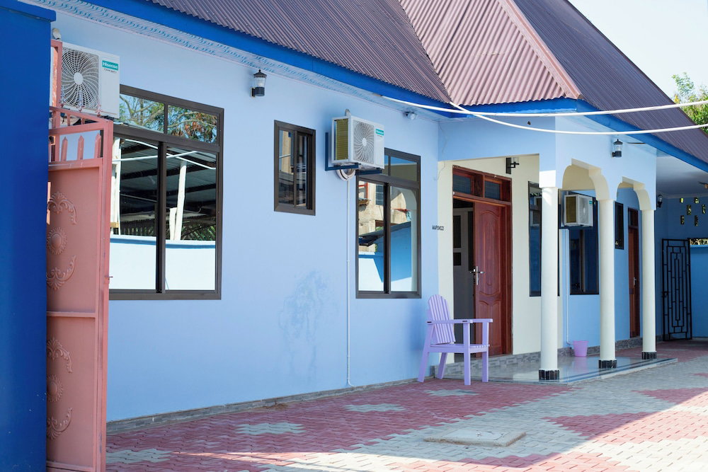Hotel Sereni Pub & Lodge