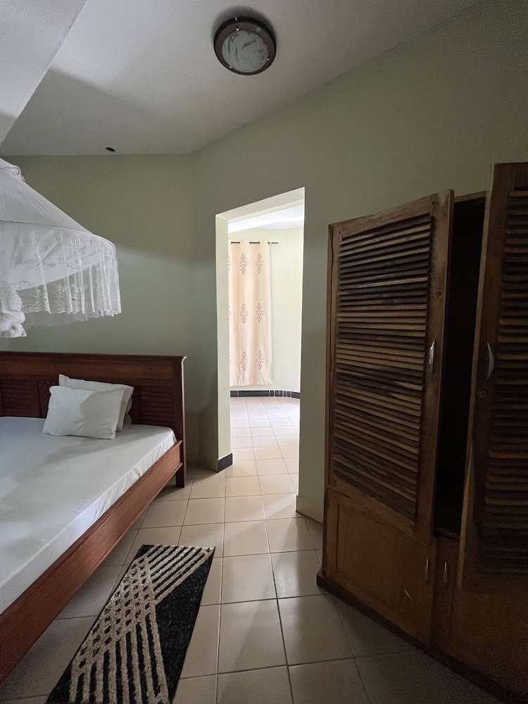 Hotel Ajex Homes