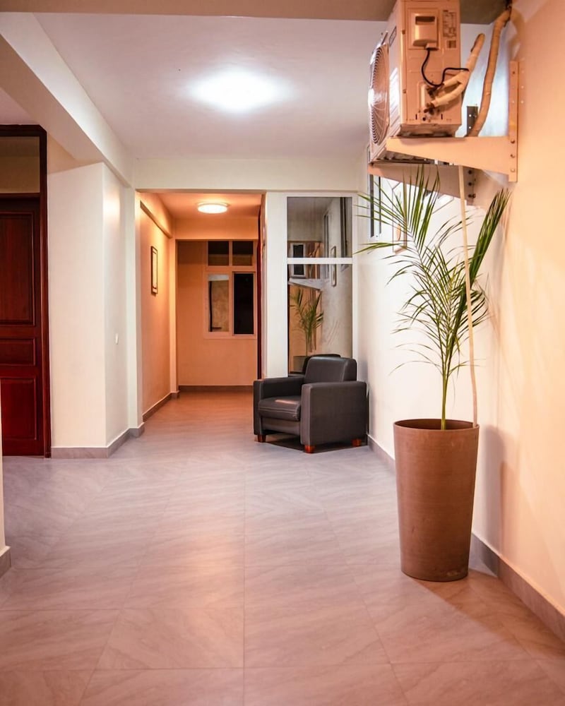 Hotel Maftah's Plaza