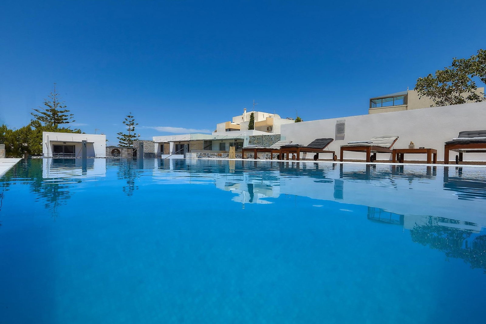 dal travel Seascape Luxury Residences