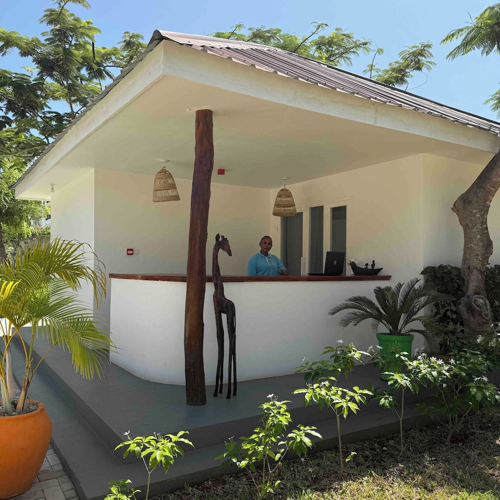 Manolo Beach Resort