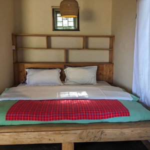 Hotel Giraffe Gallery Home-Josmac Tours & Arts cazare Arusha