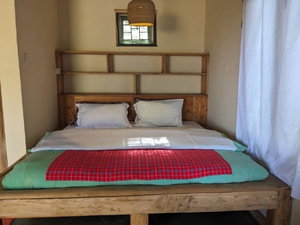 Hotel Giraffe Gallery Home-Josmac Tours & Arts cazare Arusha