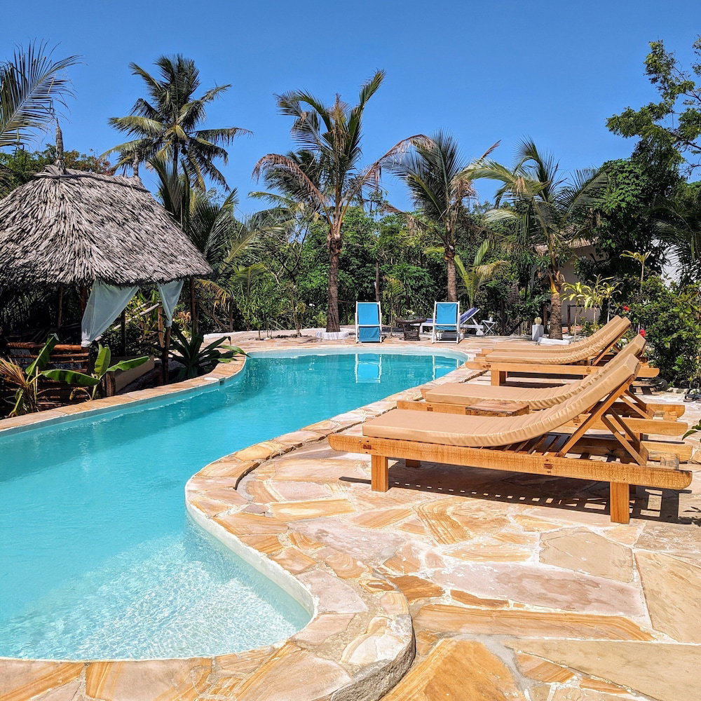 Hotel Lala Land Lodge