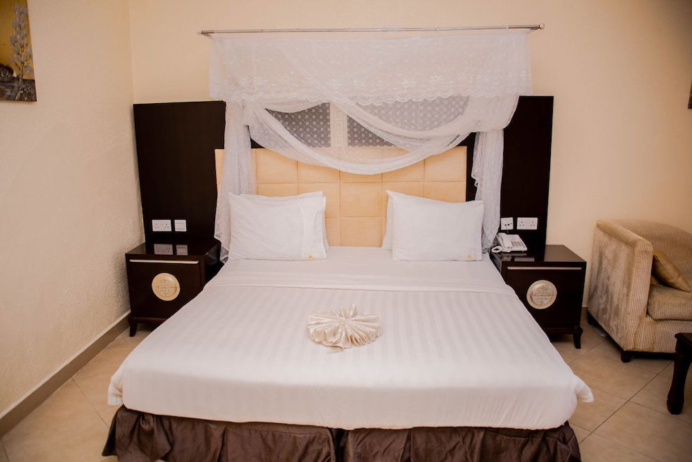Hotel Landmark Beach Resort