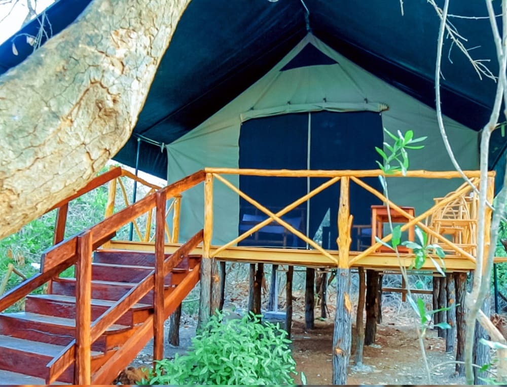 Hotel Camp Seluu