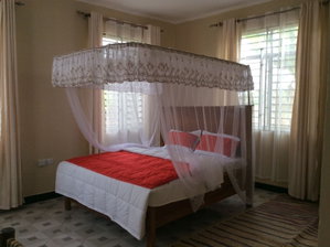 Hotel Saadani Pangani Campa && Tours cazare Tanga