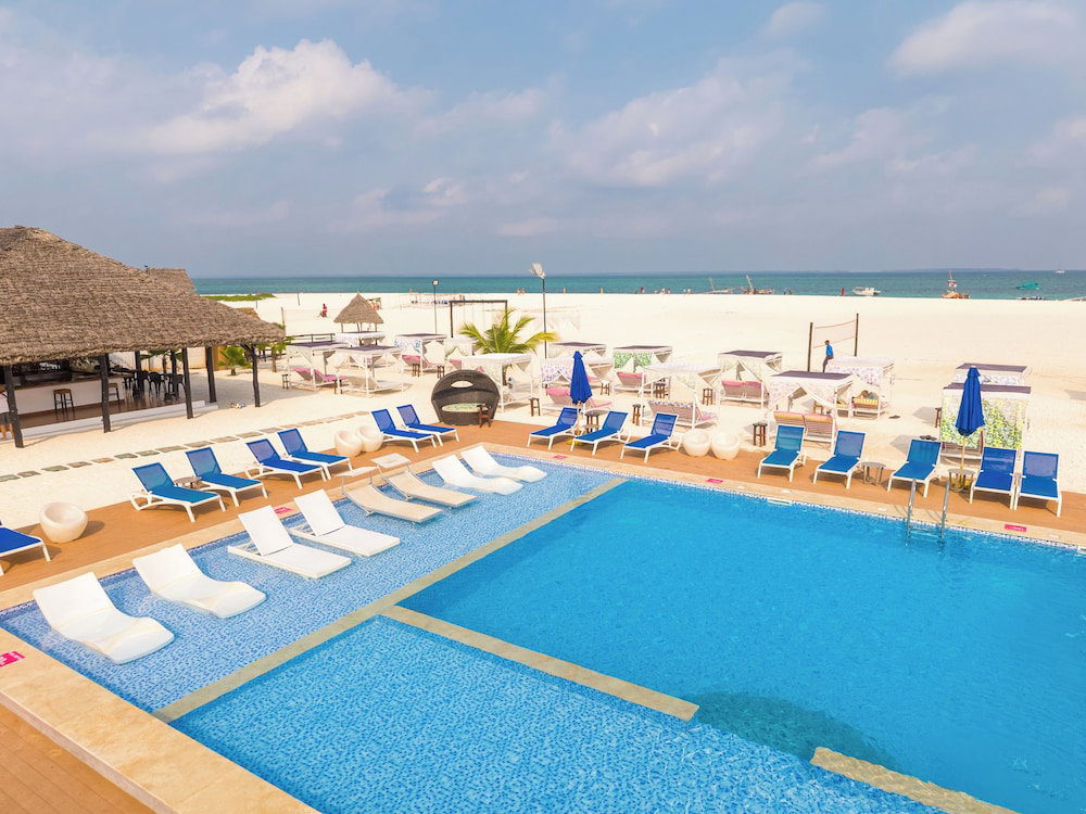 Hotel Canary Kendwa Beach Resort