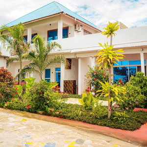 Hotel Karibu House Paje cazare Paje