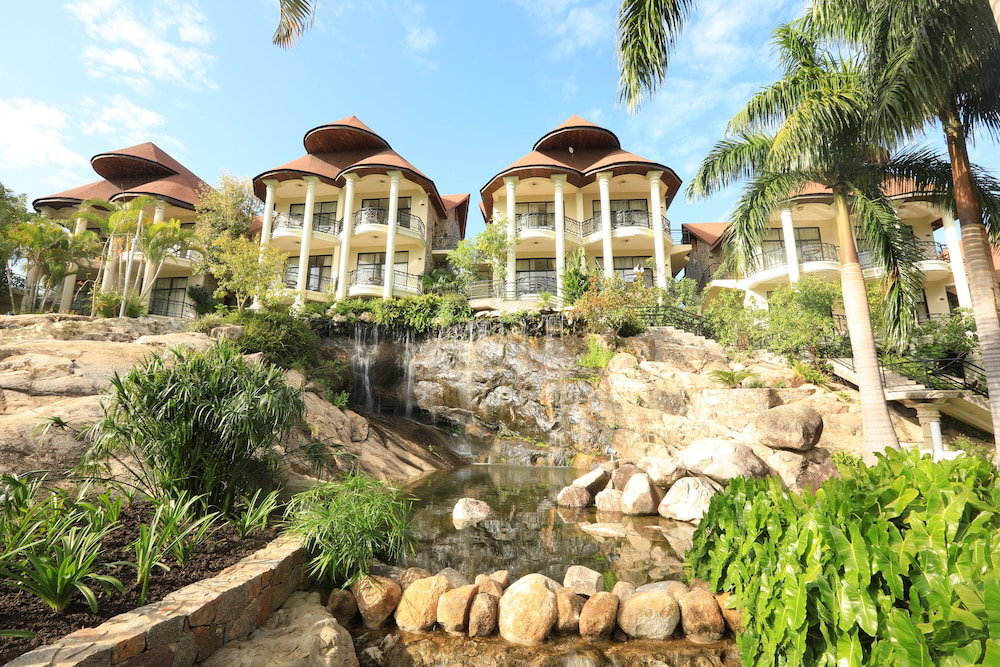 Hotel Malaika Beach Resort