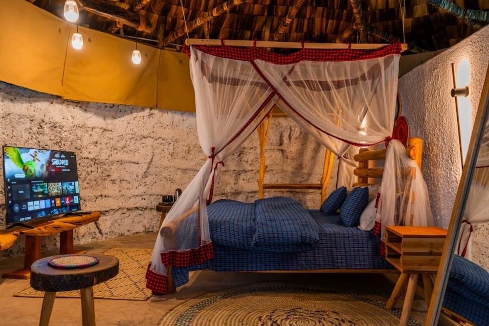 Hotel Enkara Lodge