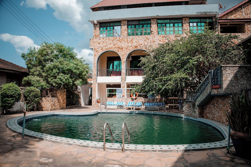 Hotel Serene Annex Hotel And Apartment