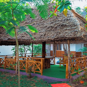 Hotel Jodari Bungalow Kizimkazi Zanzibar cazare Kizimkazi