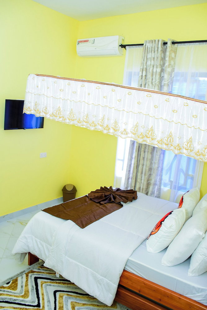 Josephina Lodge Dodoma