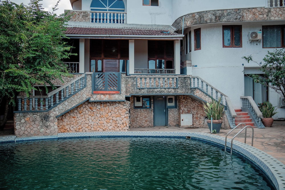 Hotel Serene Hotel