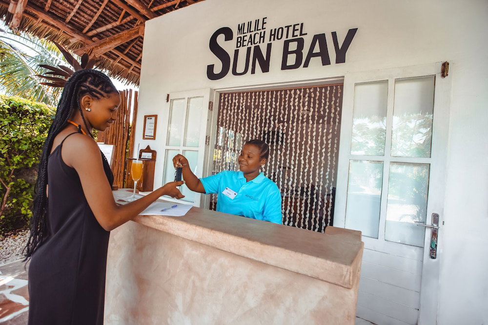 Ahg Sun Bay Mlilile Beach Hotel
