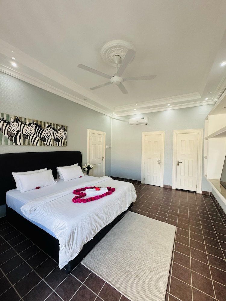 Hotel Sunset Village Apartments Bagamoyo