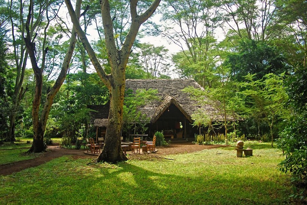 Hotel Migunga Tented Camp