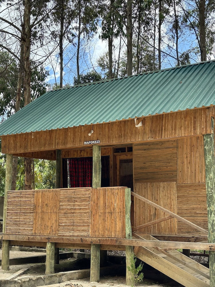 Simbalikambako Hotel