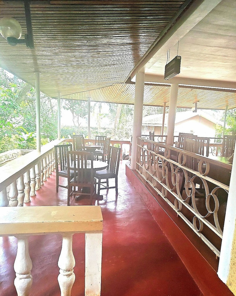 Hotel Kilimanjaro Safari Lodge