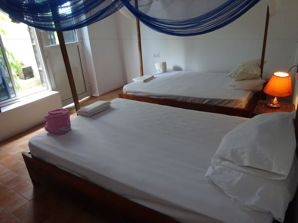 Hotel Homeland Swahili Lodge - Hostel